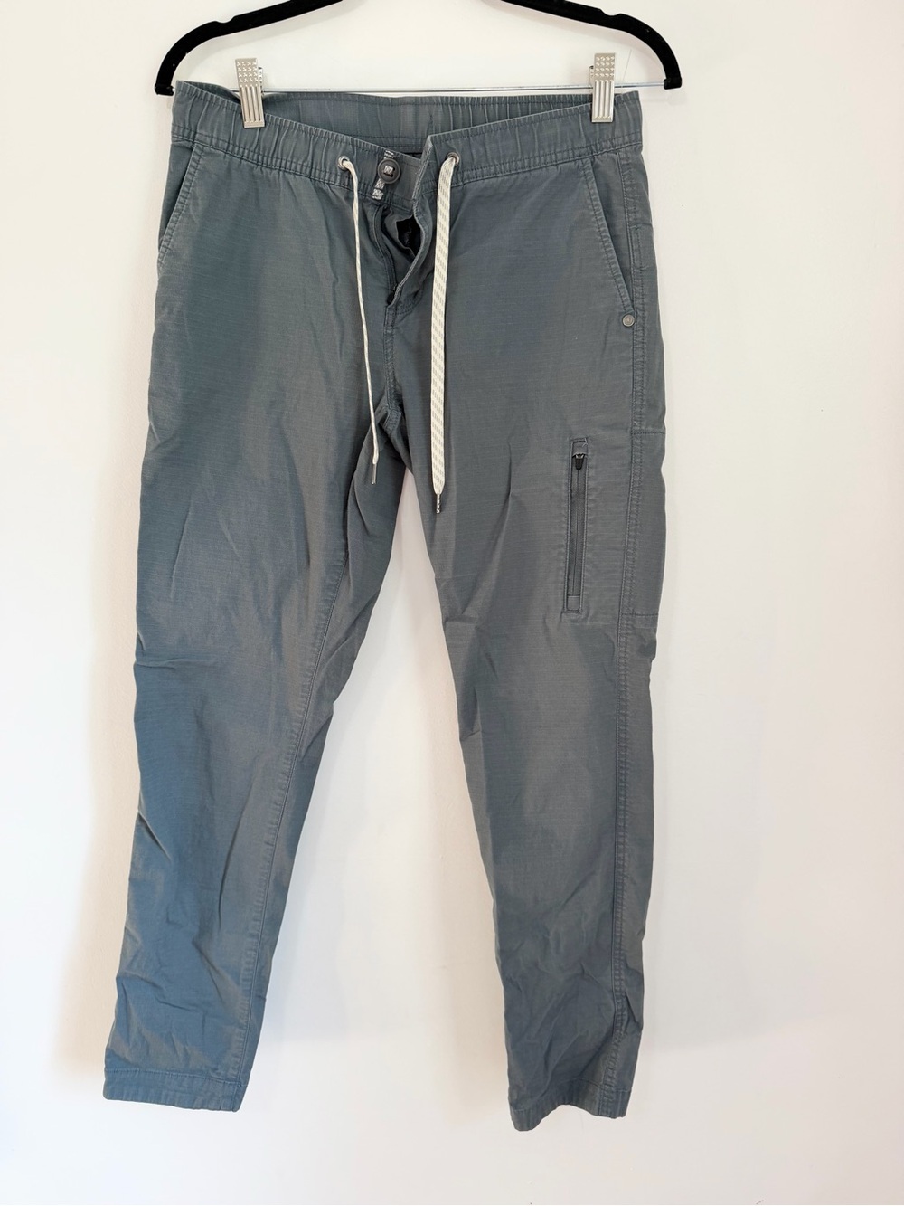 Vuori Pants Women small Gray Ripstop VW401 Zip Pockets Cargo Hiking Gorpcore